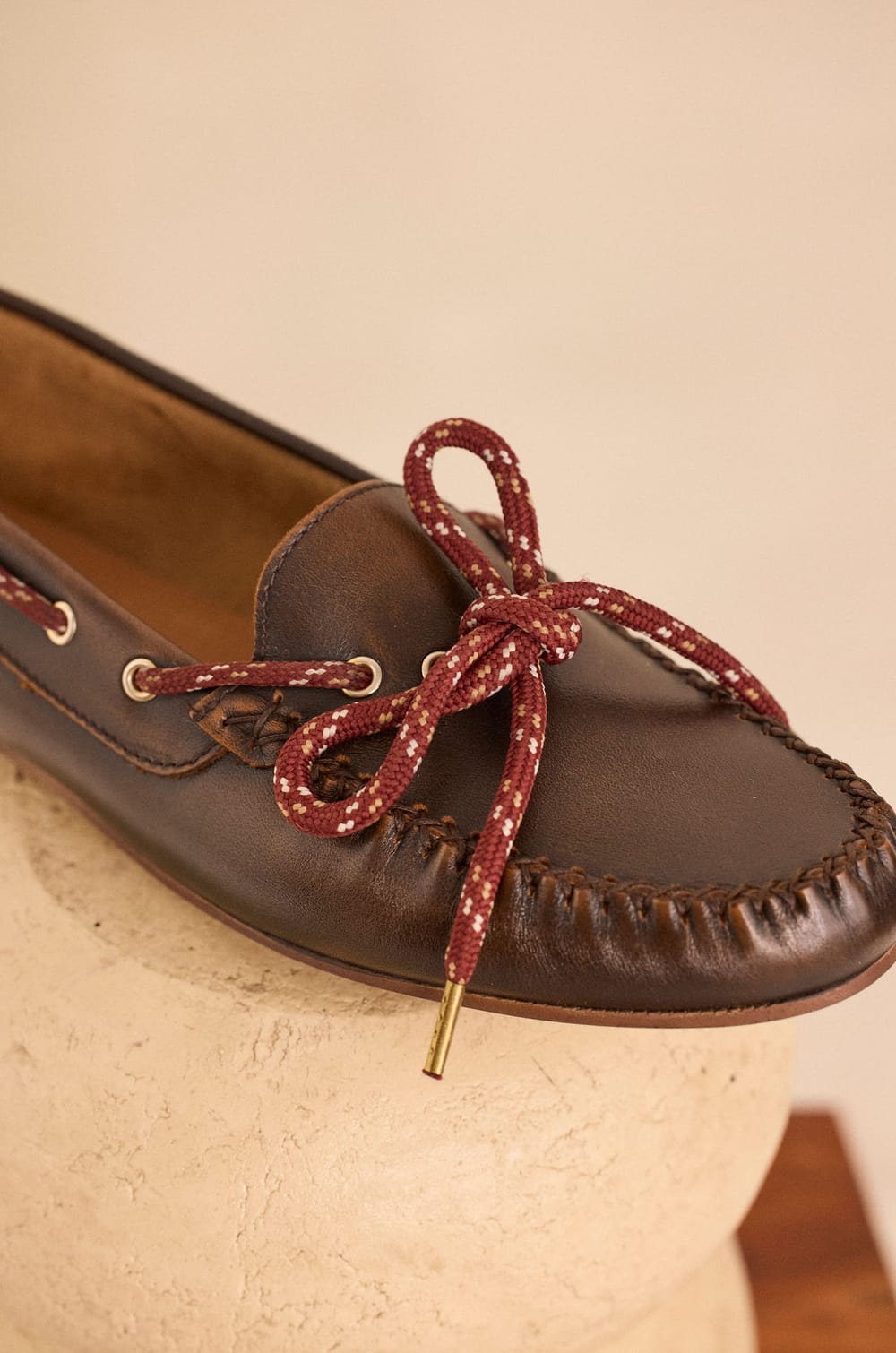 Mocassins en cuir SUE;${refinementColor}