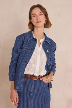 Katoenen jas met fijne strepen CARLA;${refinementColor}