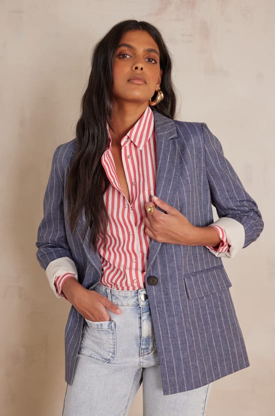 Chaqueta NELIA de lino;${refinementColor}