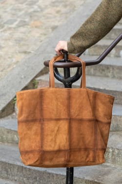Leather tote bag Maison 123 x Marine Vignes TESS;${refinementColor}