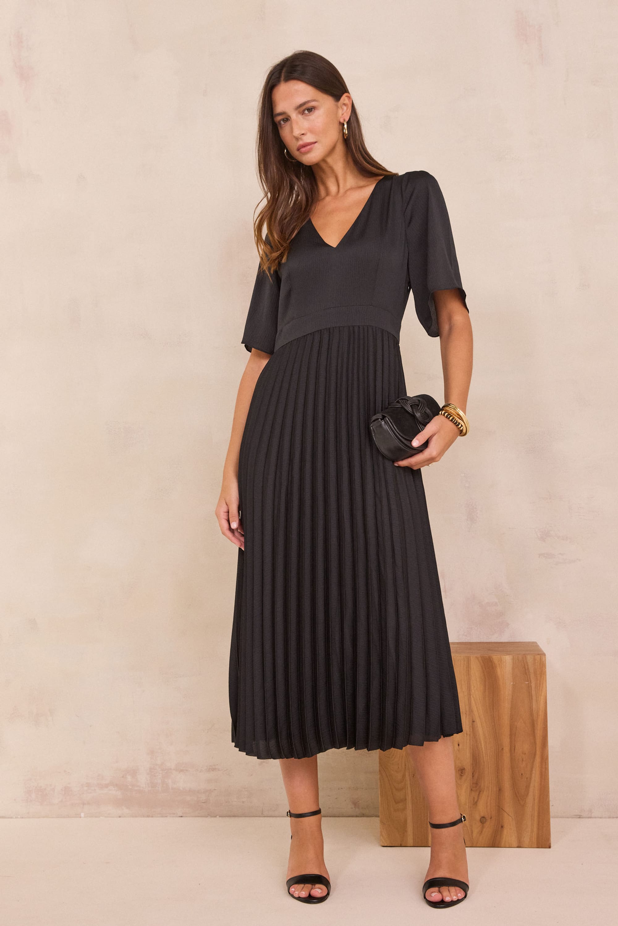 BILLIE Pleated Long Dress woman | BLACK | Maison 123