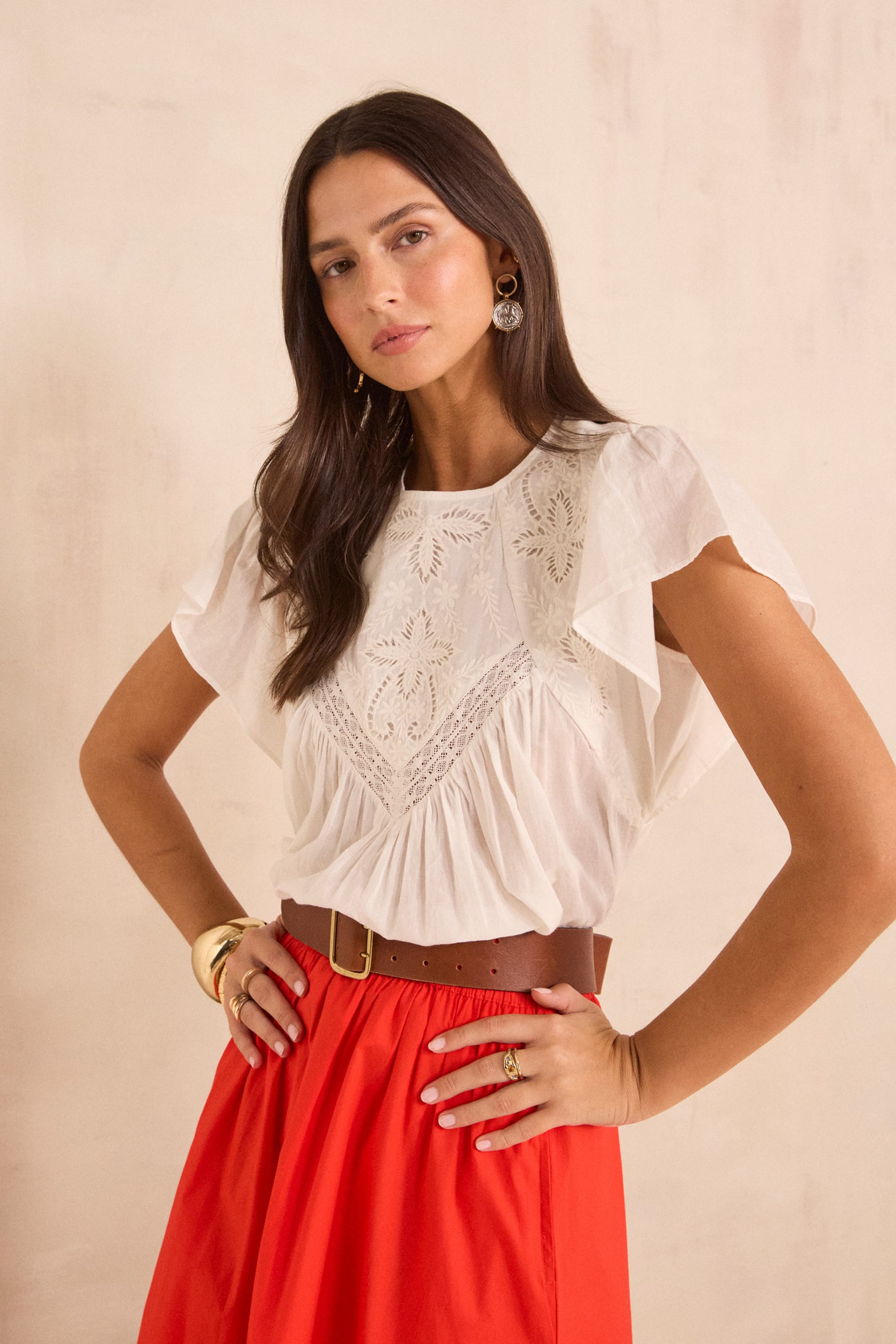 Short-sleeved embroidered blouse DAVENPORT woman | ECRU | Maison 123