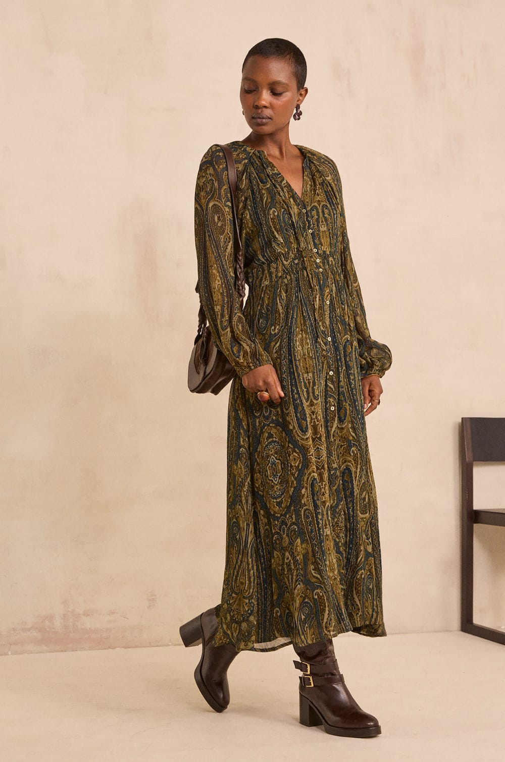 Robe fluide vert sapin en viscose PEPITE;${refinementColor}