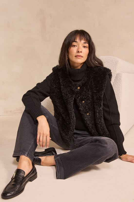 BROOKLYN faux fur jacket;${refinementColor}
