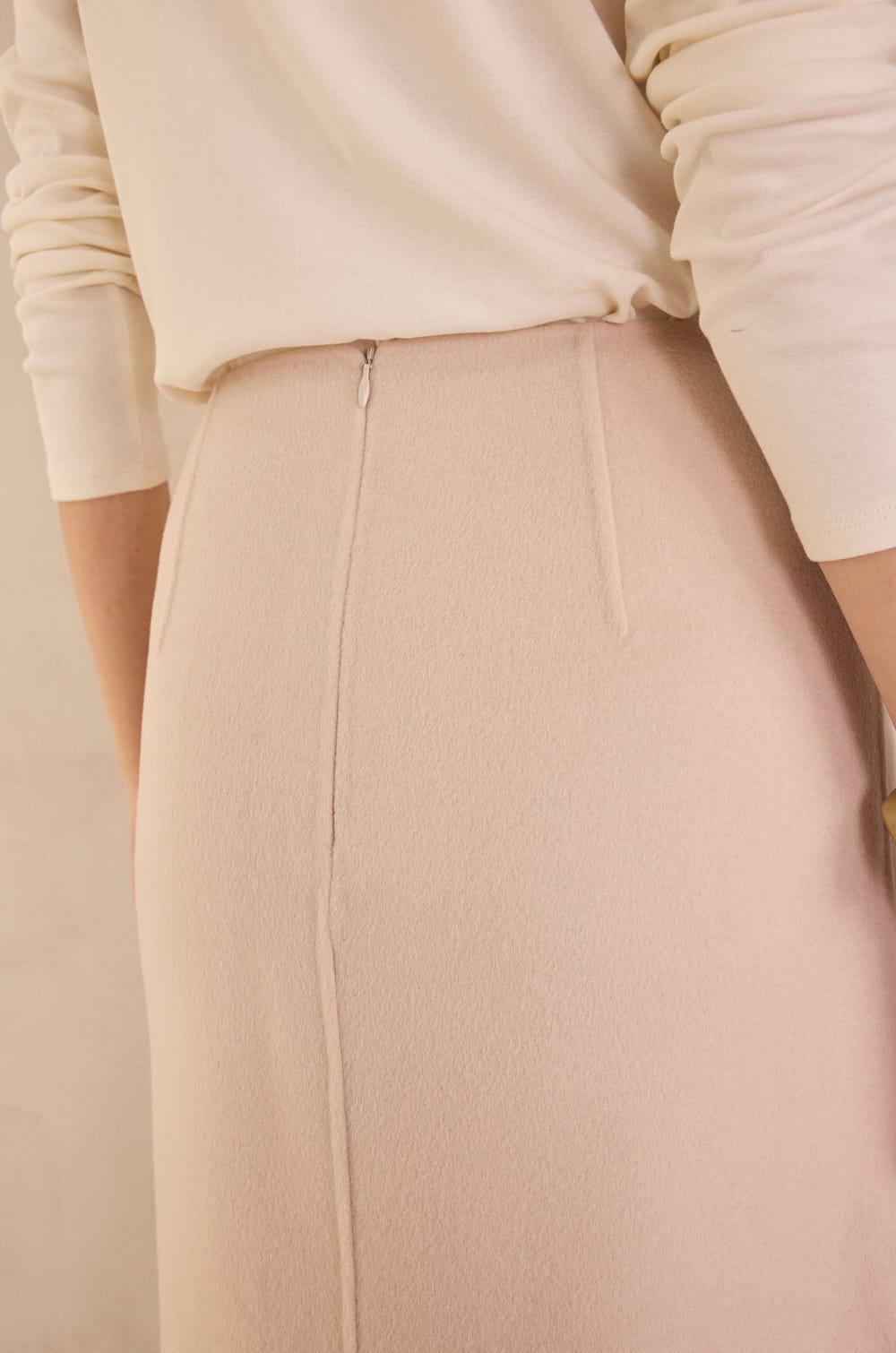 OLIVIA 100% wool straight skirt;${refinementColor}