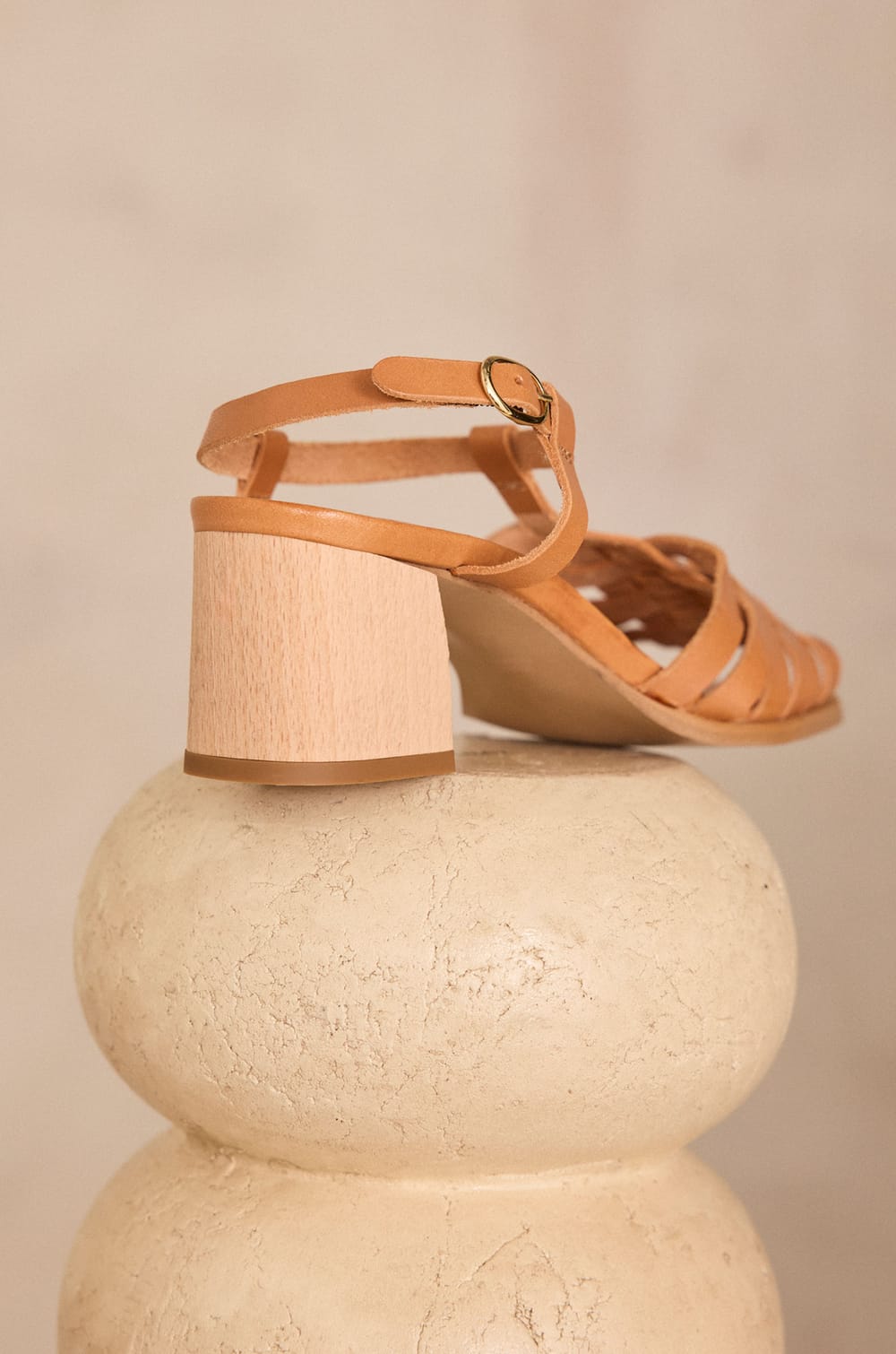 SULLY 100% leather heeled sandals;${refinementColor}