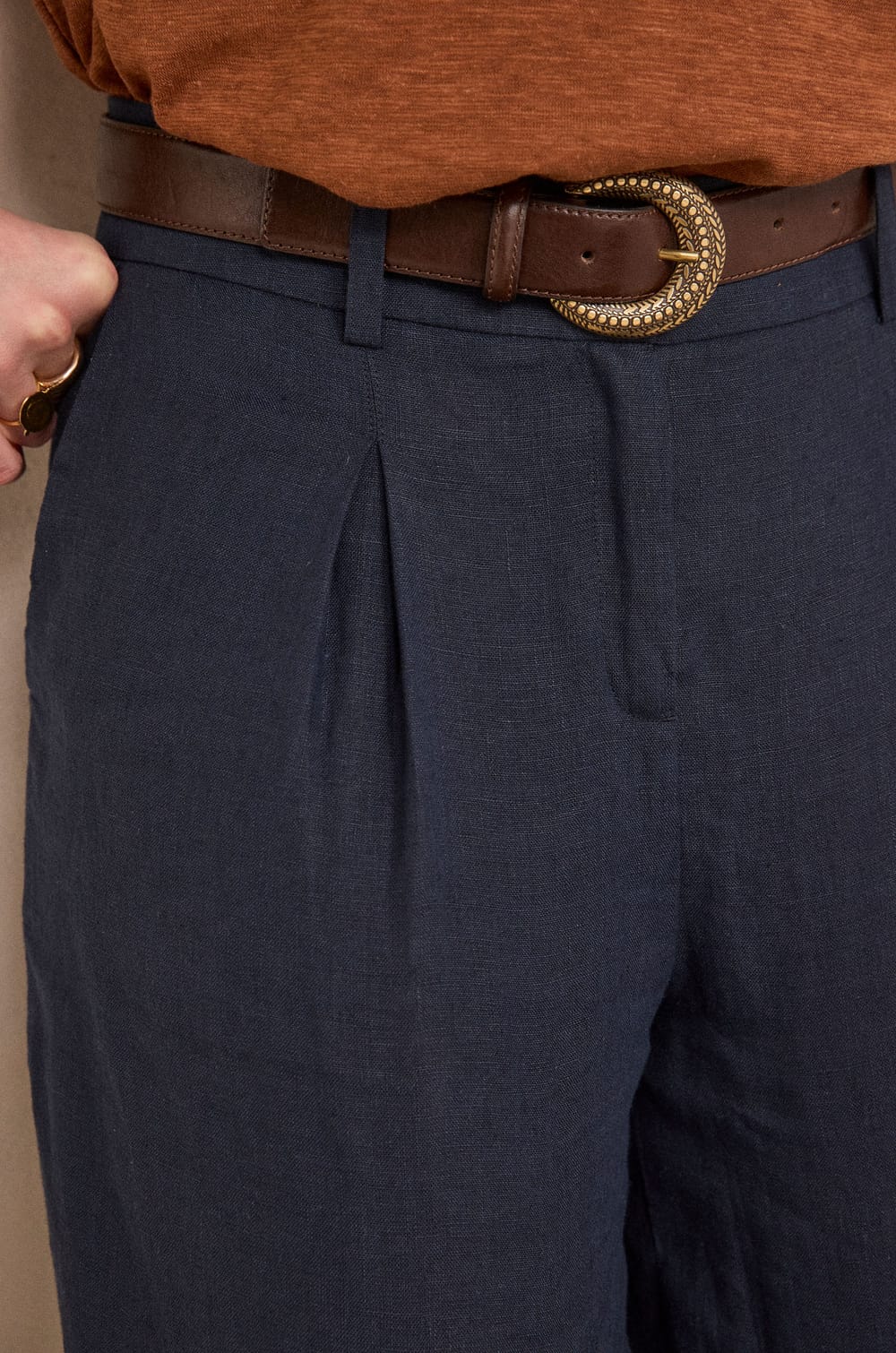 TINO wide linen trousers;${refinementColor}