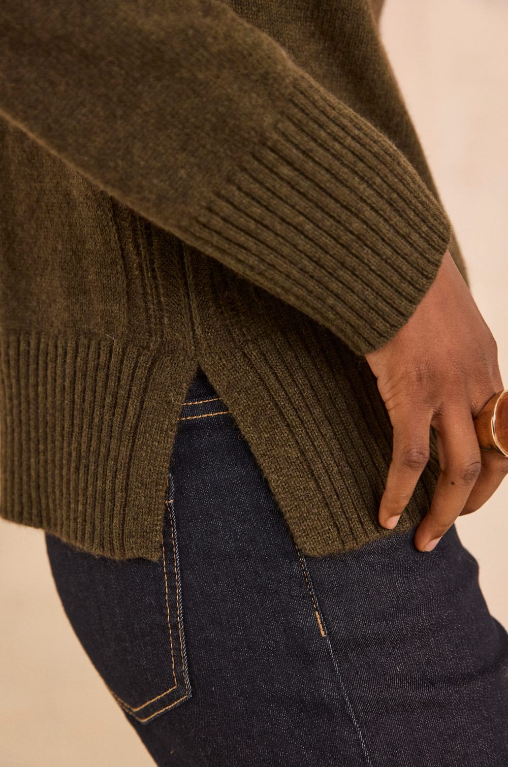 Pull kaki &agrave; manches longues en laine m&eacute;lang&eacute;e ARNOLD;${refinementColor}