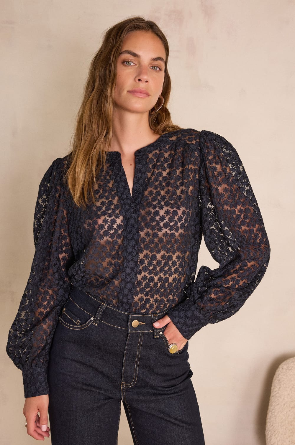 CAMOMILLE embroidered cotton shirt;${refinementColor}