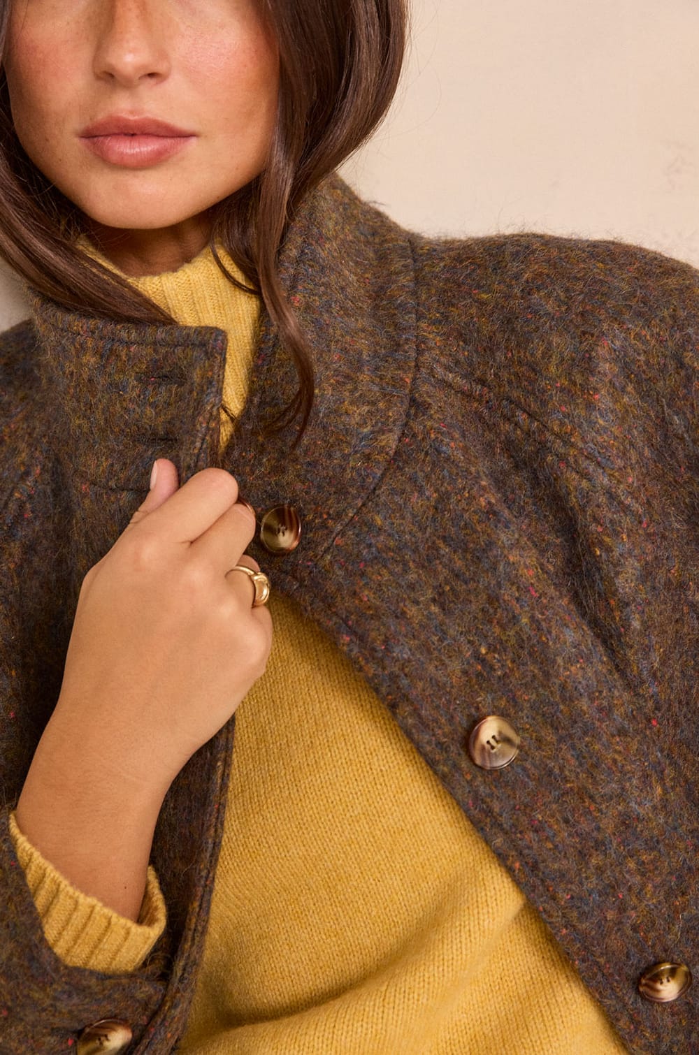 Khaki coat made of wool and silk blend CAMILLE;${refinementColor}