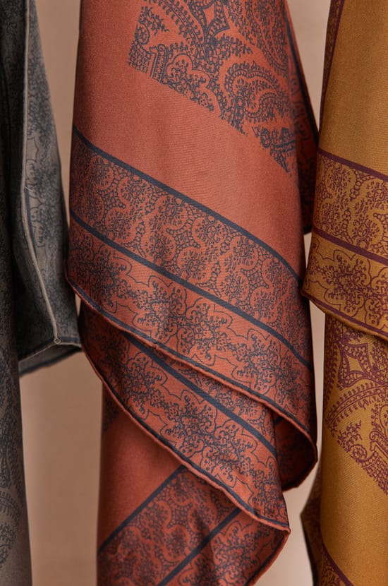 TESSA 100% silk scarf;${refinementColor}