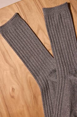 Gray striped socks FEVER;${refinementColor}