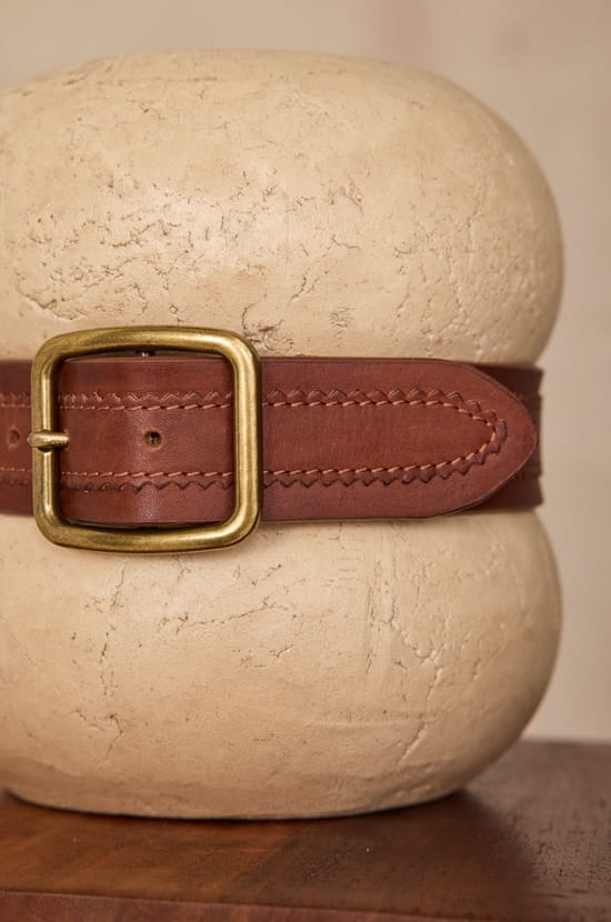 100% leather belt LUCIEN;${refinementColor}