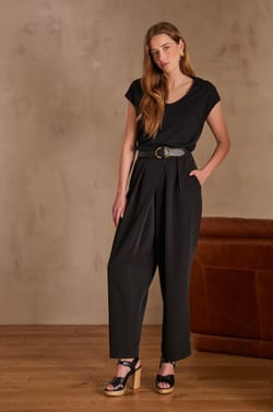 ASTRID T-shirt;${refinementColor}