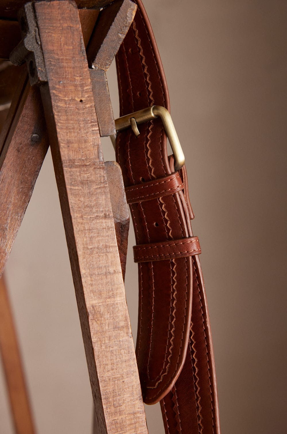 LUCIEN leather bum bag;${refinementColor}