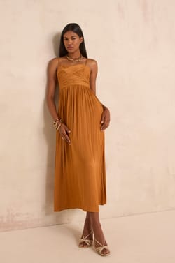 Flowy strapless dress PASSION;${refinementColor}