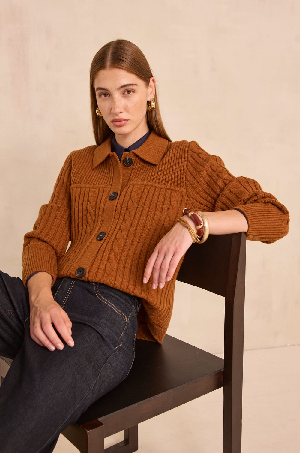 ARTUS long-sleeved wool vest;${refinementColor}
