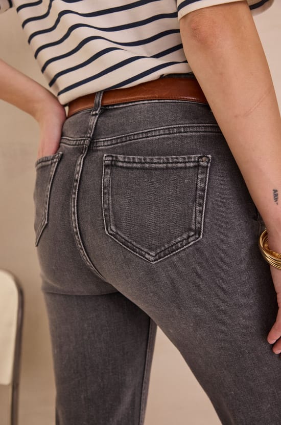 LOU slim jeans in denim;${refinementColor}