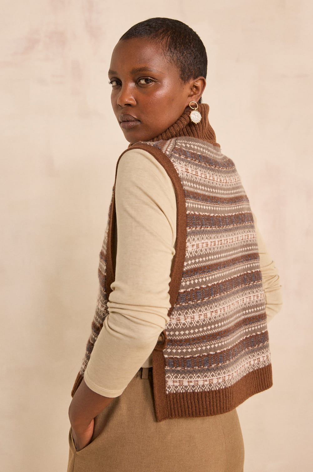 Plastron en laine REINETTE;${refinementColor}