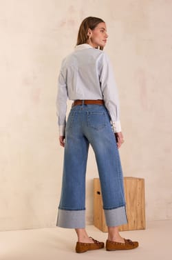 RUBY cropped jeans with turn-ups;${refinementColor}