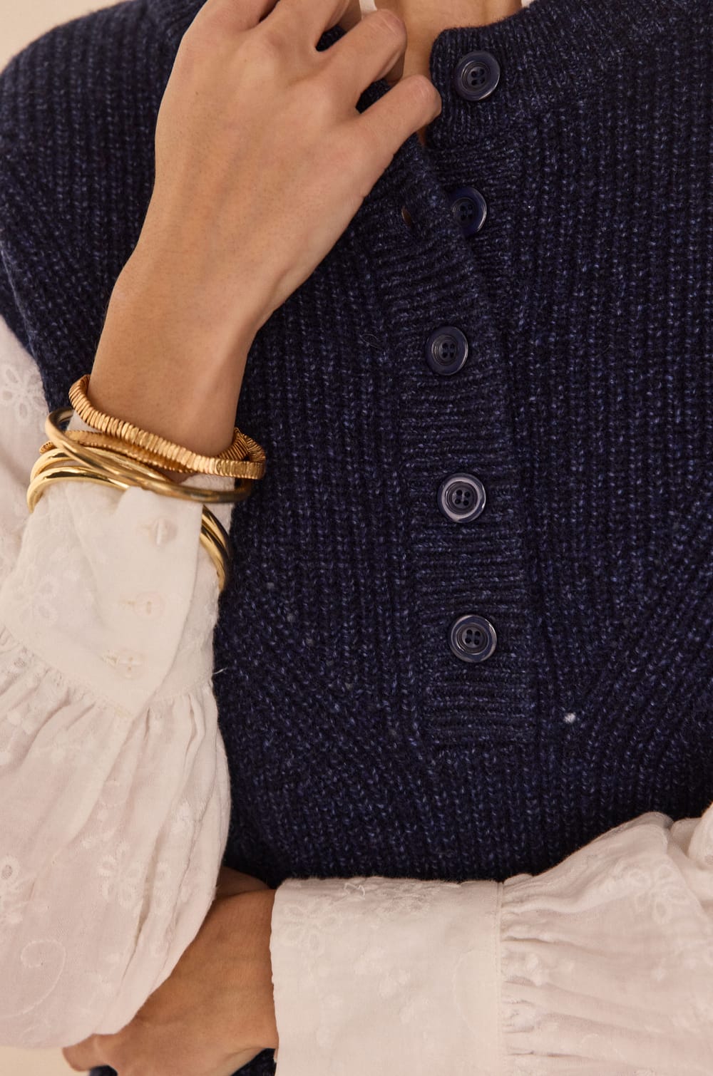 POPPY sleeveless jumper;${refinementColor}