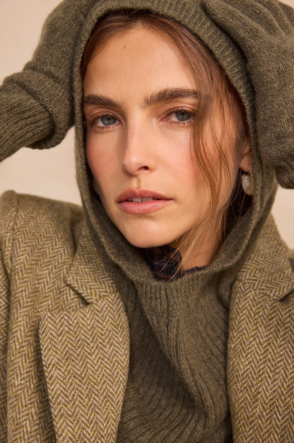 Cashmere Gloves;${refinementColor}