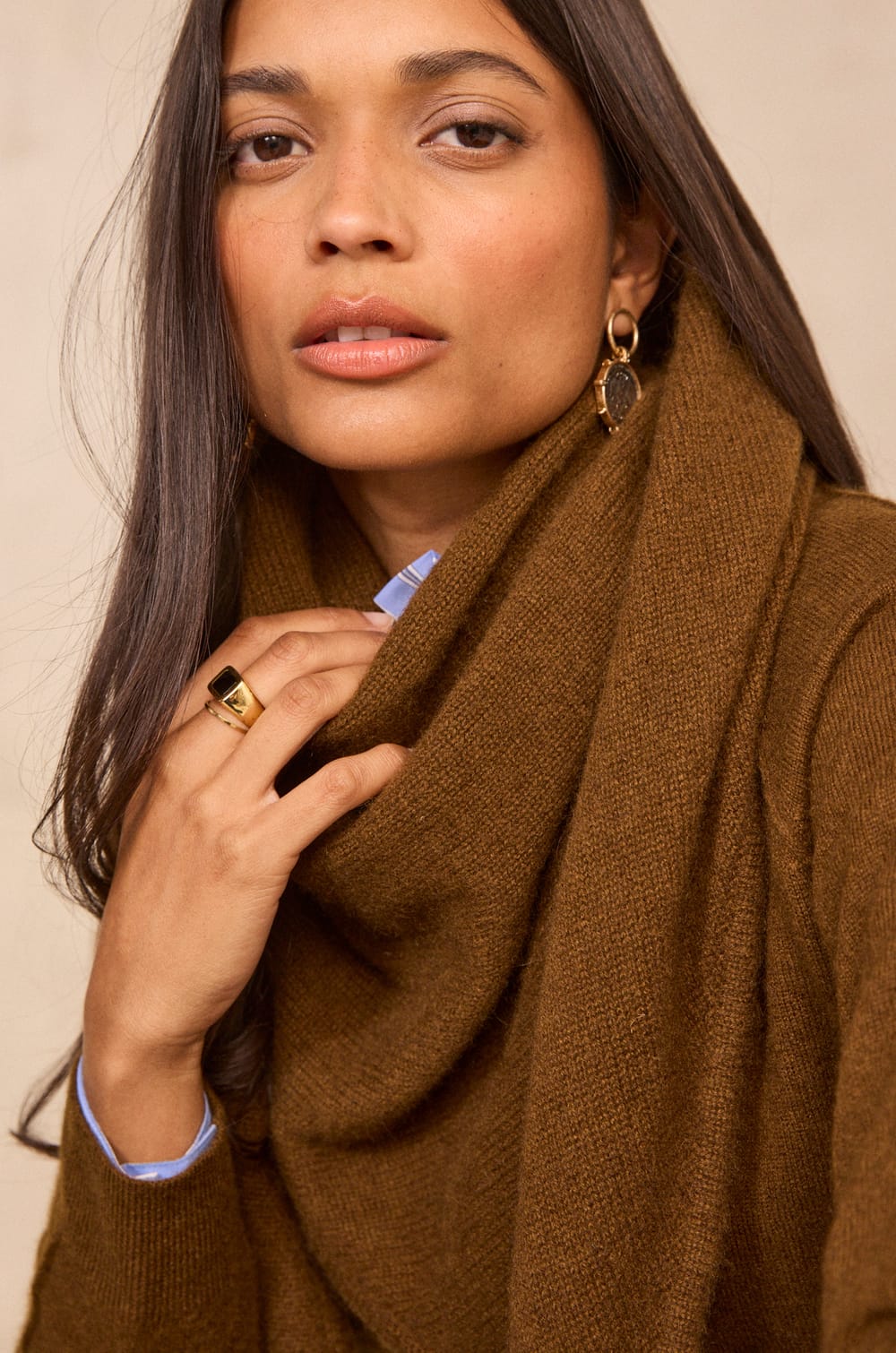 RACHELLE cashmere scarf;${refinementColor}