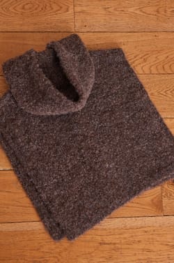 TINA Fluffy Hooded Collar;${refinementColor}