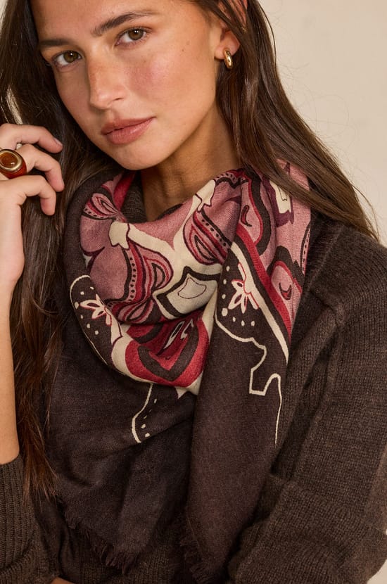 Dressed woven wool scarf REMY;${refinementColor}