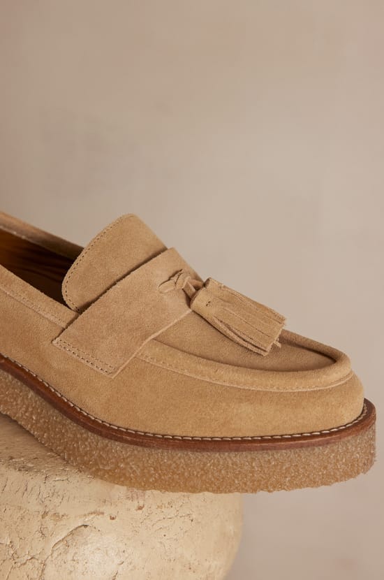 VICTOR Loafers;${refinementColor}