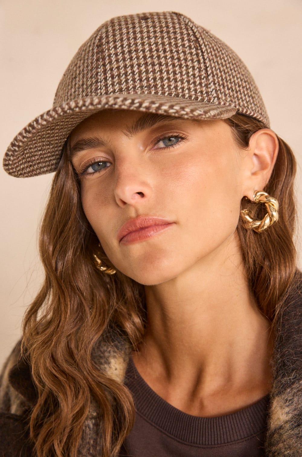 GABBY checked cap;${refinementColor}