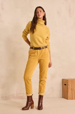 Cotton blend velvet chino SABIL;${refinementColor}
