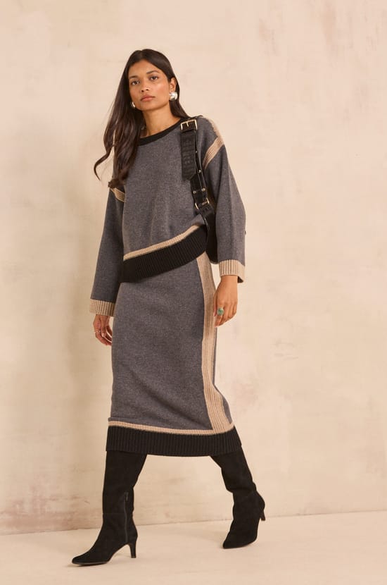 Straight knit wool skirt VALERIE;${refinementColor}