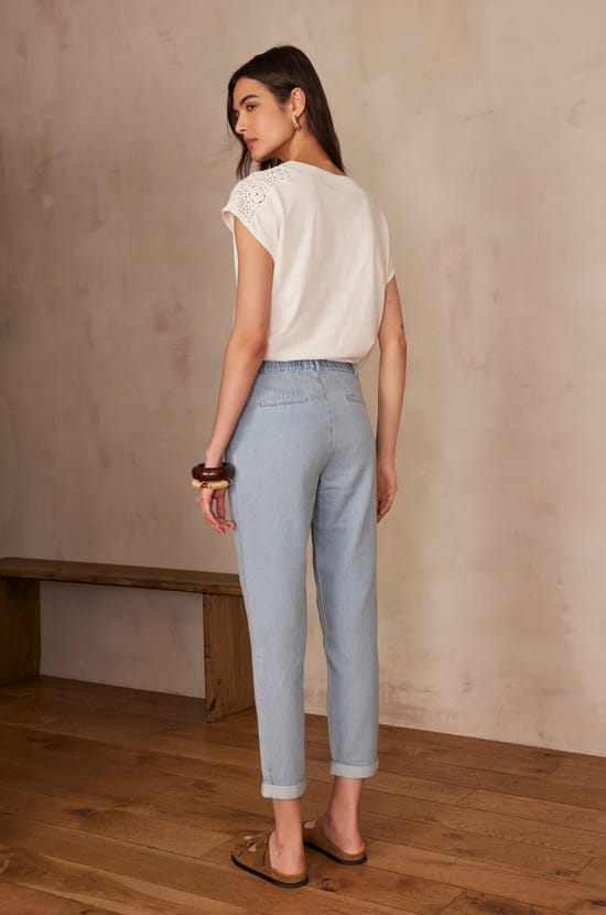 Pantalon chino SABIL en coton;${refinementColor}