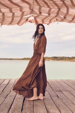 Fluid dress with 3/4 sleeves PERLA;${refinementColor}
