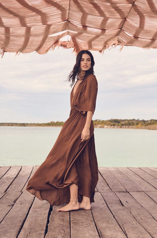 Fluid dress with 3/4 sleeves PERLA;${refinementColor}