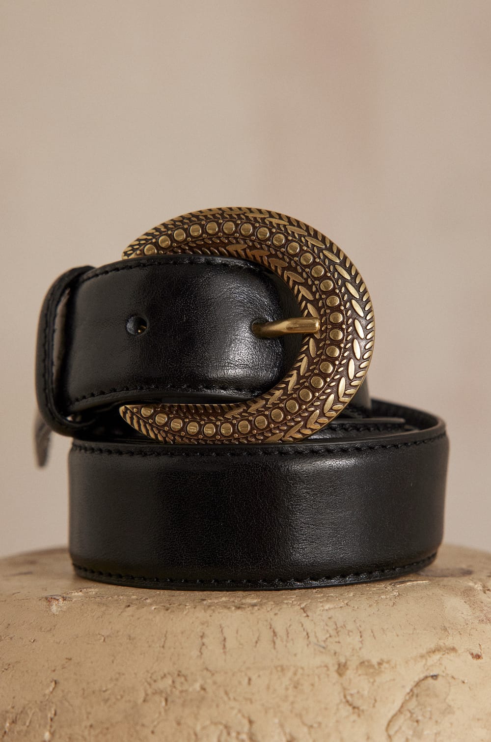 NINA leather belt;${refinementColor}