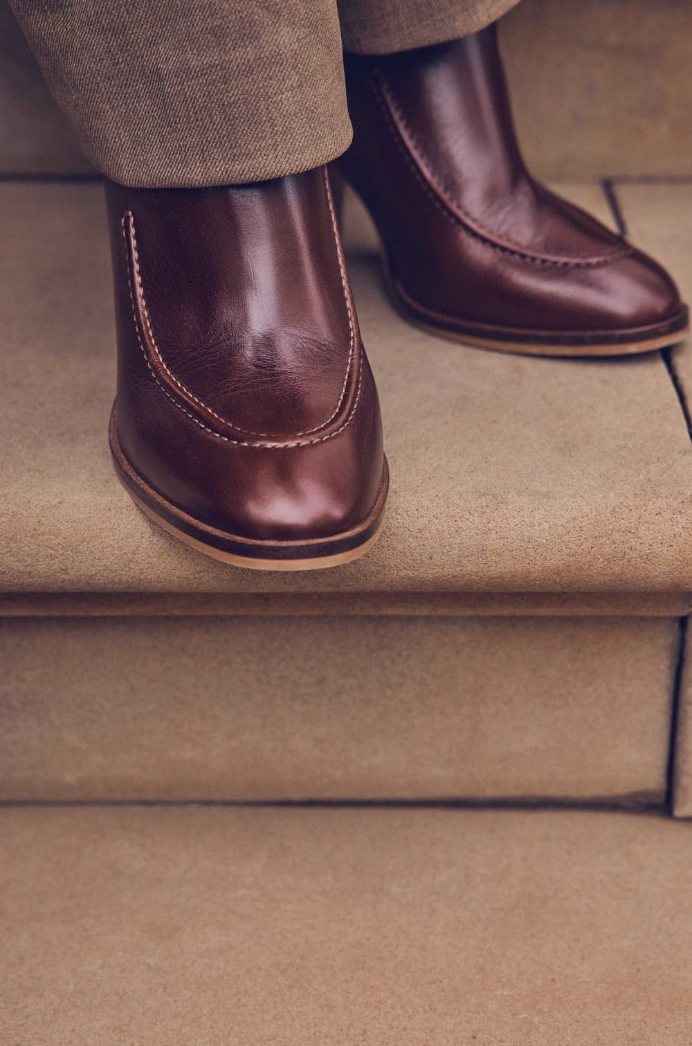 OWEN leather heeled ankle boots;${refinementColor}