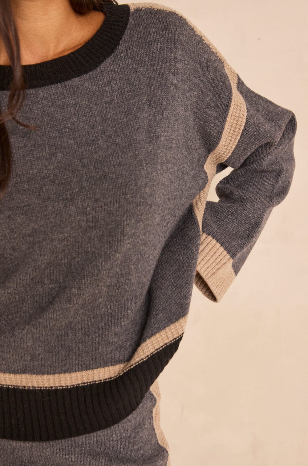 Pull manches longues laine AVA;${refinementColor}