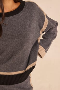 Pull manches longues laine AVA;${refinementColor}