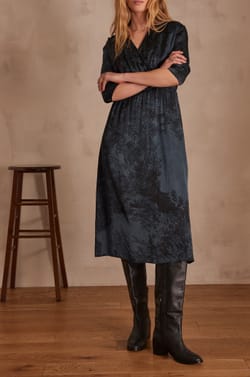 Robe LORINE;${refinementColor}