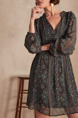 Robe LINDY;${refinementColor}