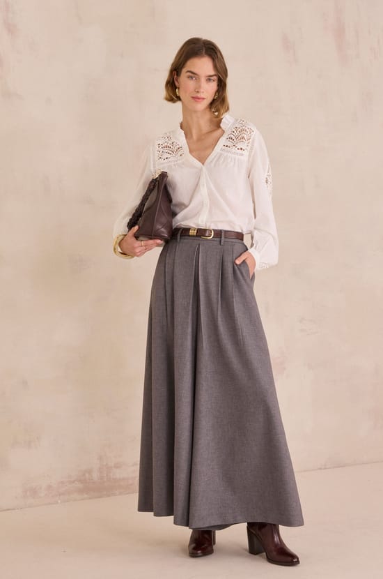 Blouse &agrave; broderie florale en 100% coton DAISY;${refinementColor}