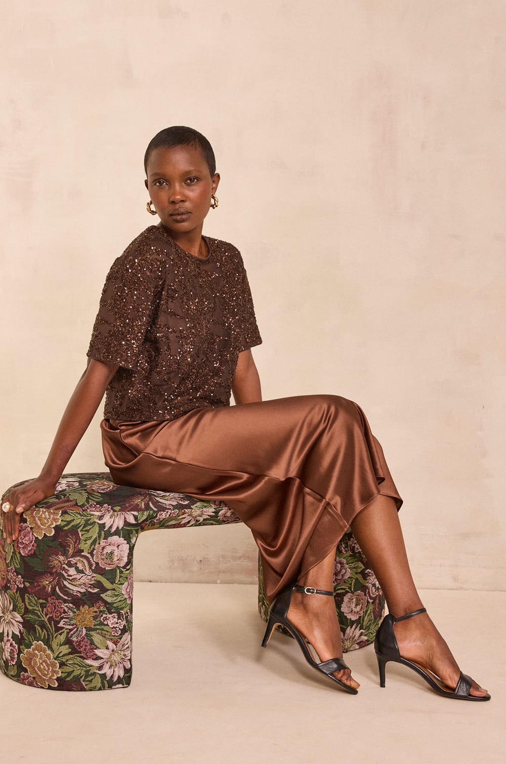 Short sleeve sequined blouse MINA;${refinementColor}