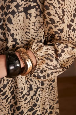 Robe LILANA;${refinementColor}