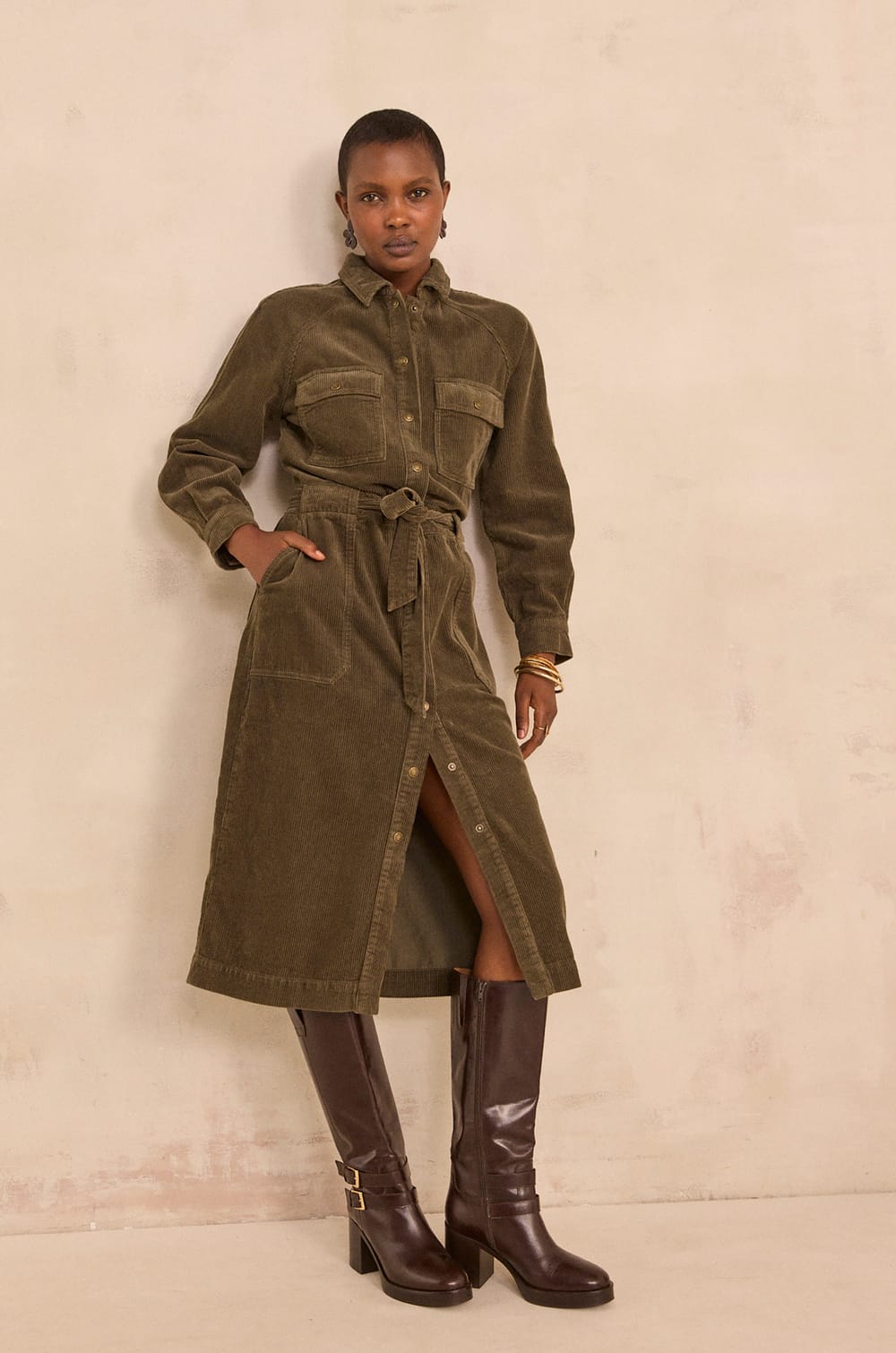 Robe droite kaki en velours de coton BETANIE;${refinementColor}
