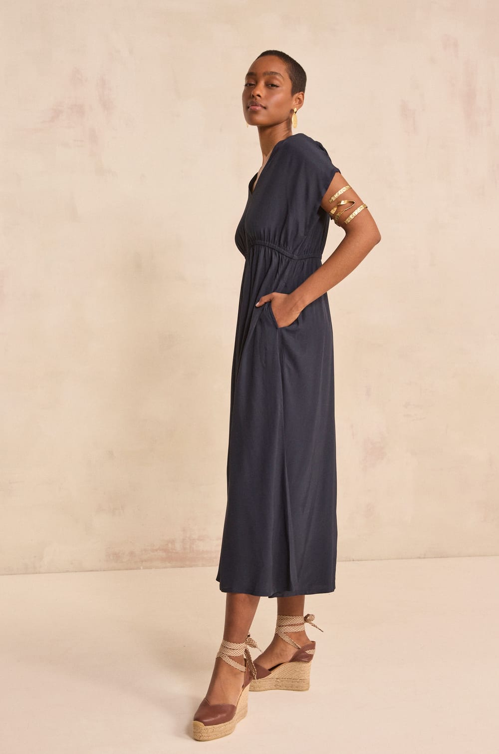 BLOOM straight dress;${refinementColor}