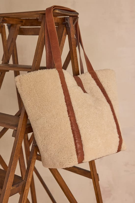 LOUIS leather tote bag;${refinementColor}