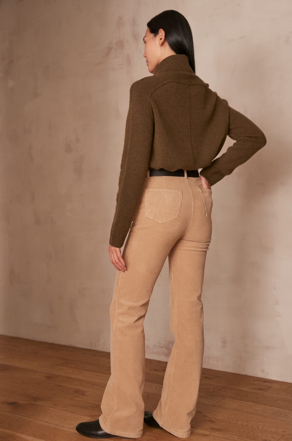 Pantalon flare NINON;${refinementColor}