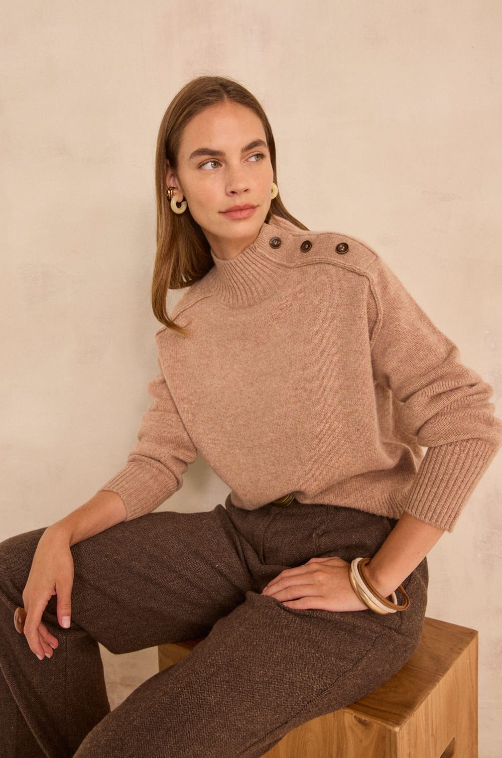 BRADLEY long sleeve cashmere sweater;${refinementColor}